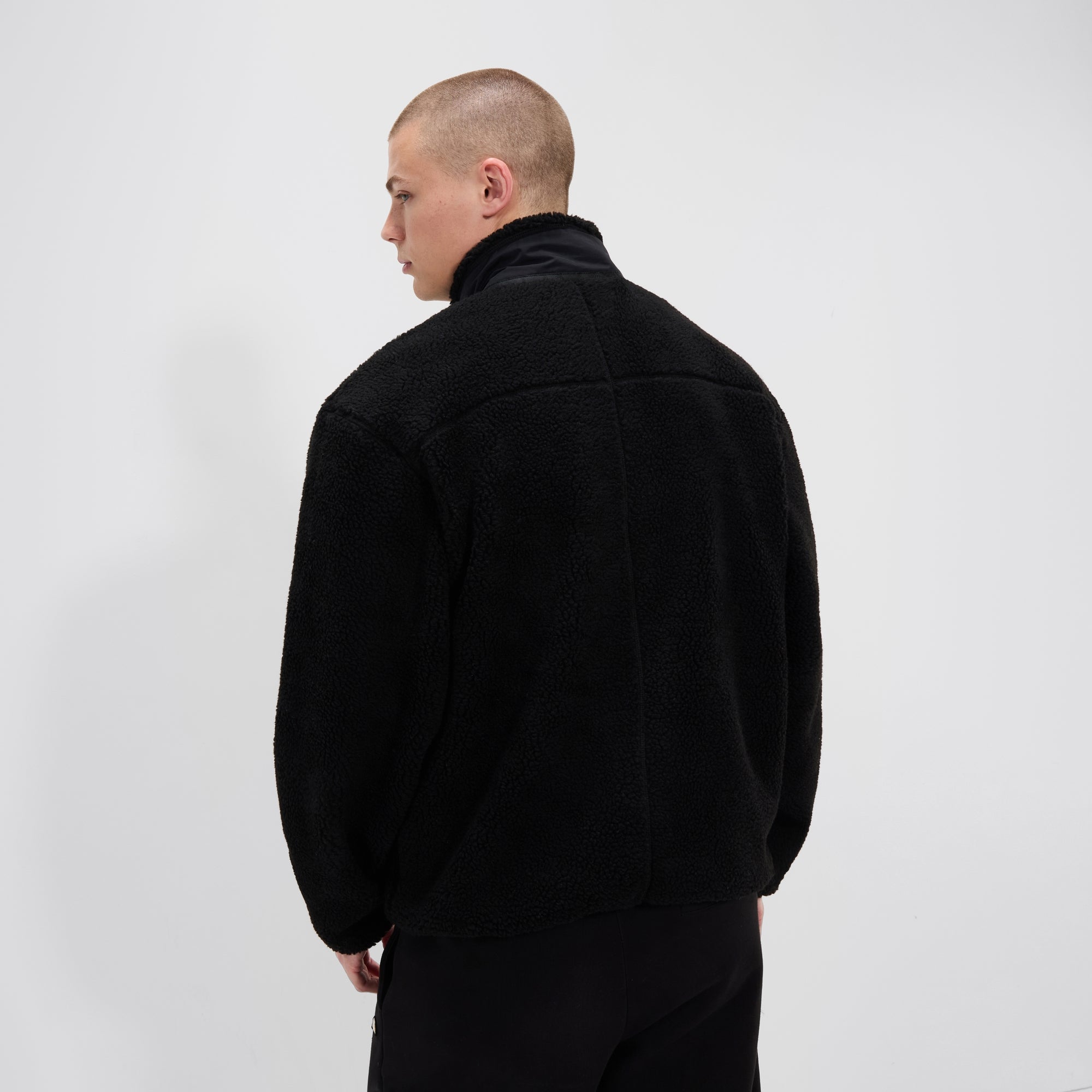 Men's Viterbo Jacket Black | ellesse UK