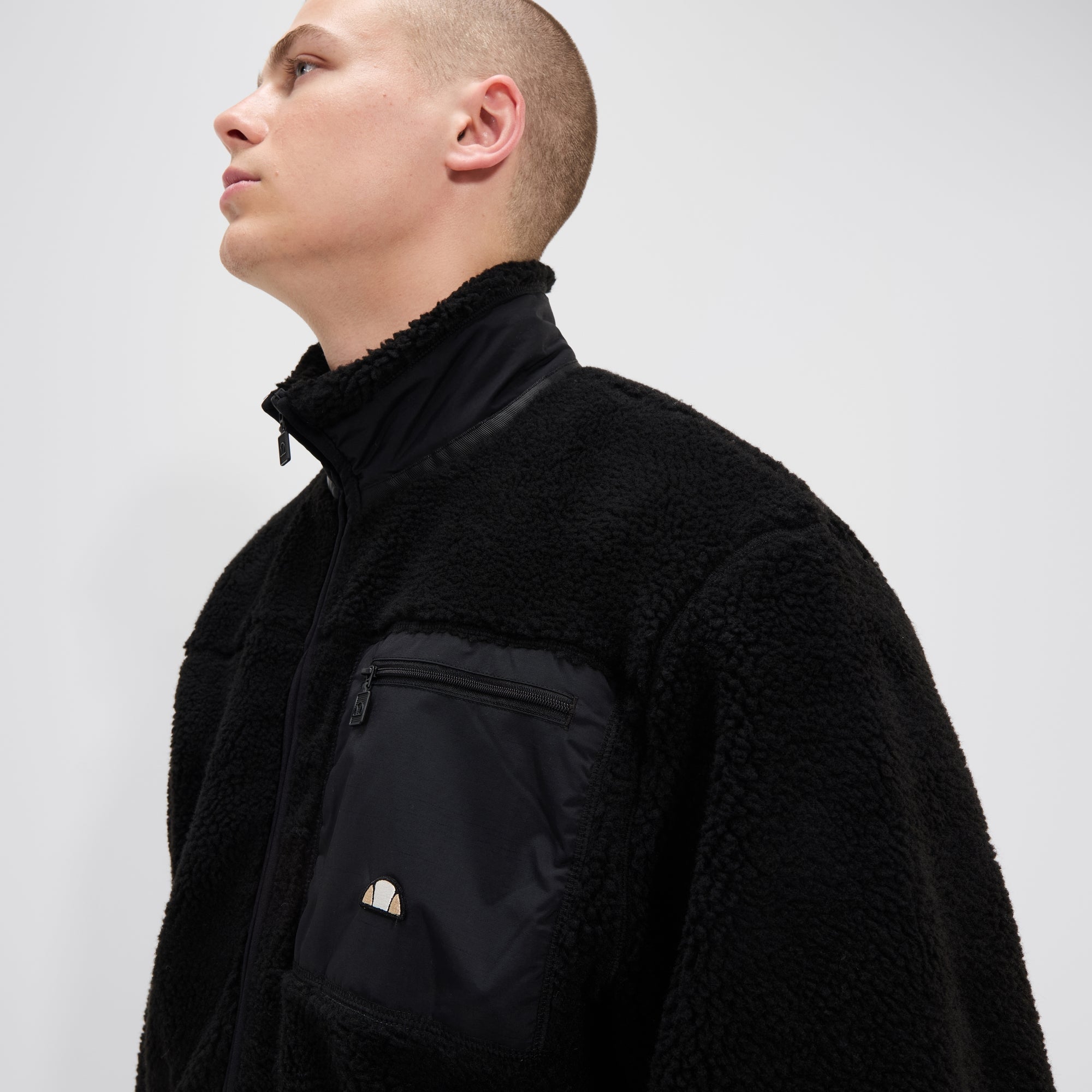 Men's Viterbo Jacket Black | ellesse UK