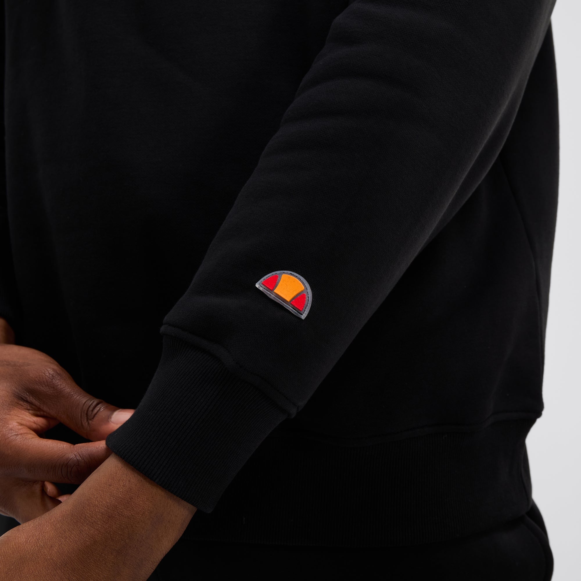 Men's Baleor 1/4 Zip Top Black | ellesse UK