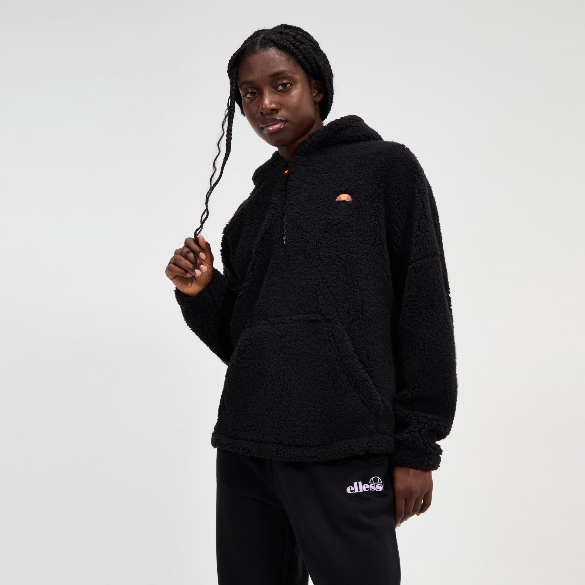 Women's Sudsee OH Jacket Black | ellesse UK