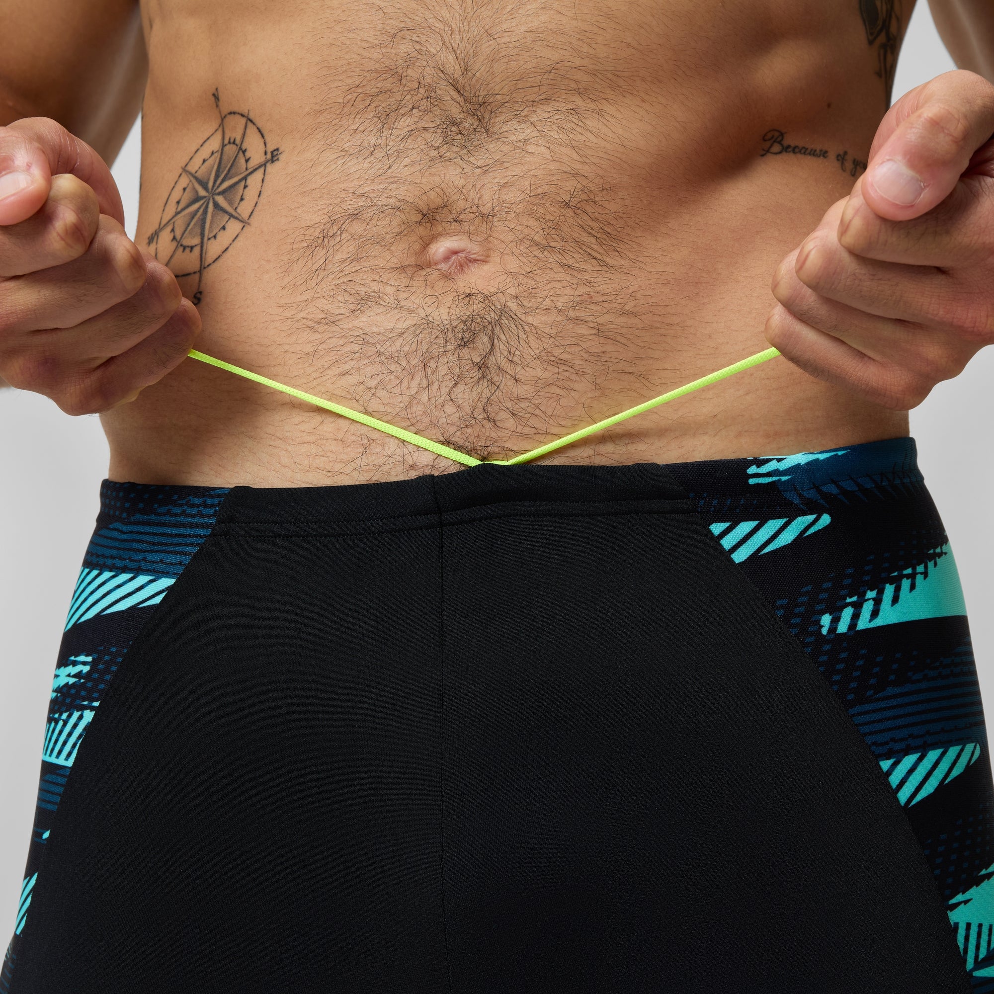 アカッチ Men's Endurance+ Max Splice Aquashort Black/Yellow | Speedo UK