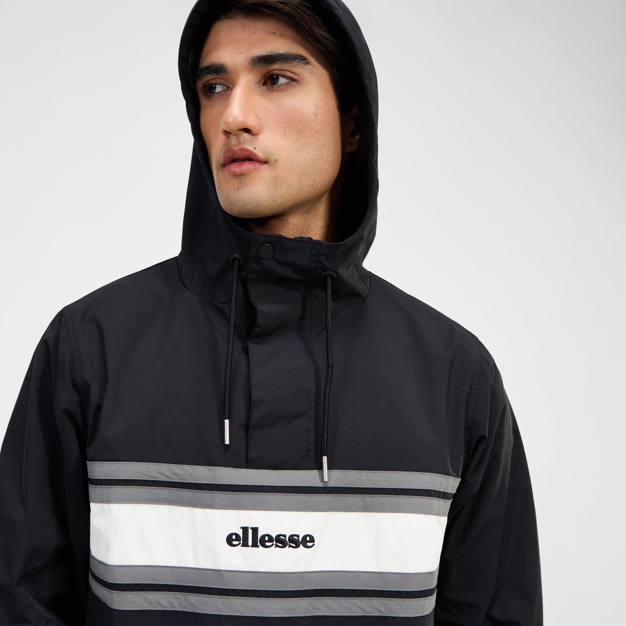 ellesse フーディージャケット Ellesse Men's Acera Pullover Jacket, Black, XS at Amazon Men's