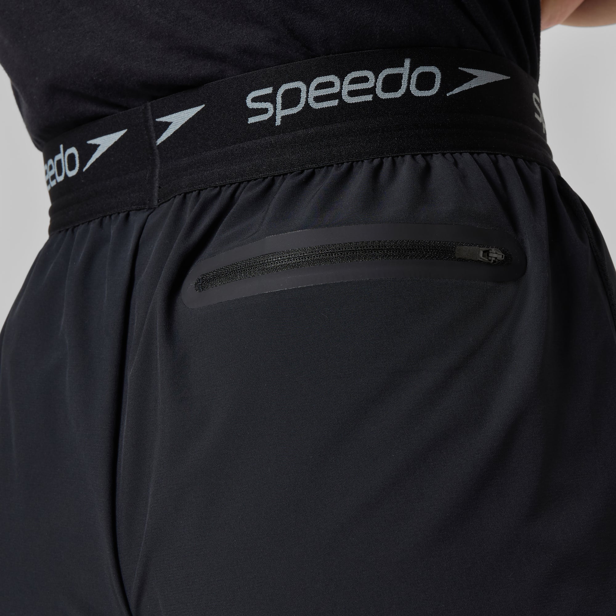 Women's Vanquisher Woven Track Pant Black | Speedo USA