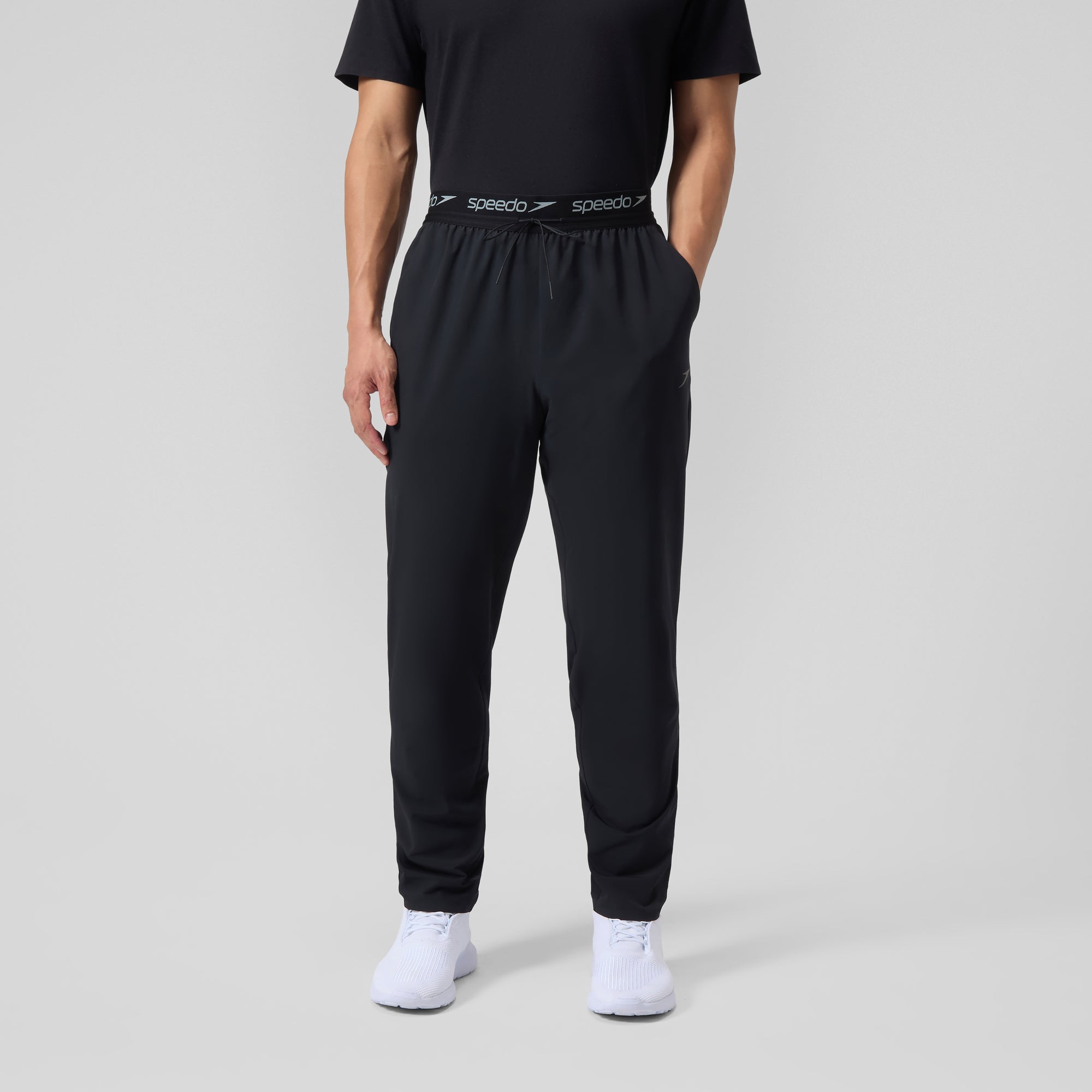 Men's Vanquisher Woven Track Pant Black | Speedo USA Men's Vanquisher Woven Track Pant Black | Speedo USA