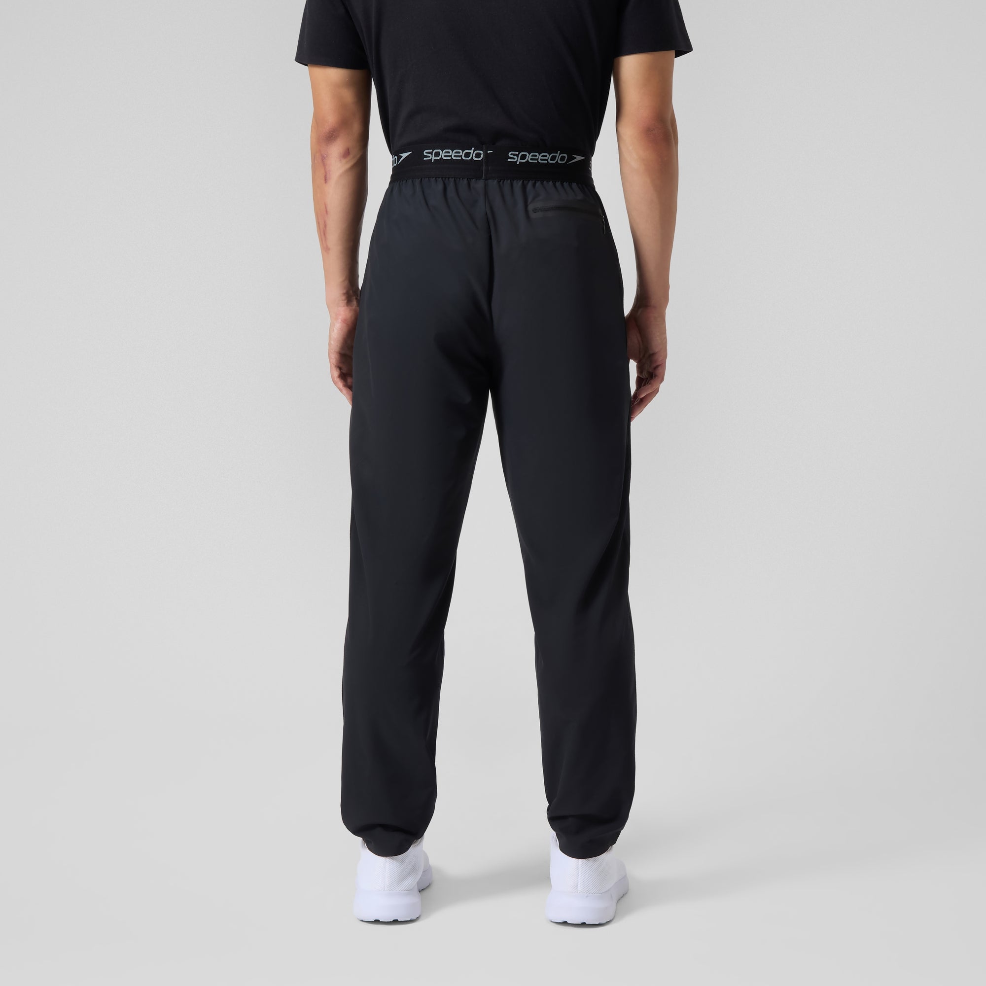 Men's Vanquisher Woven Track Pant Black | Speedo USA