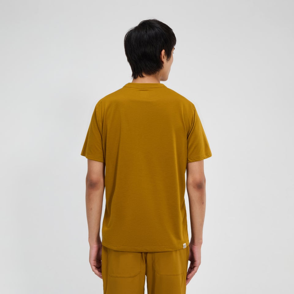 Men's Relaxed Short Sleeve Tech Tee - Brown