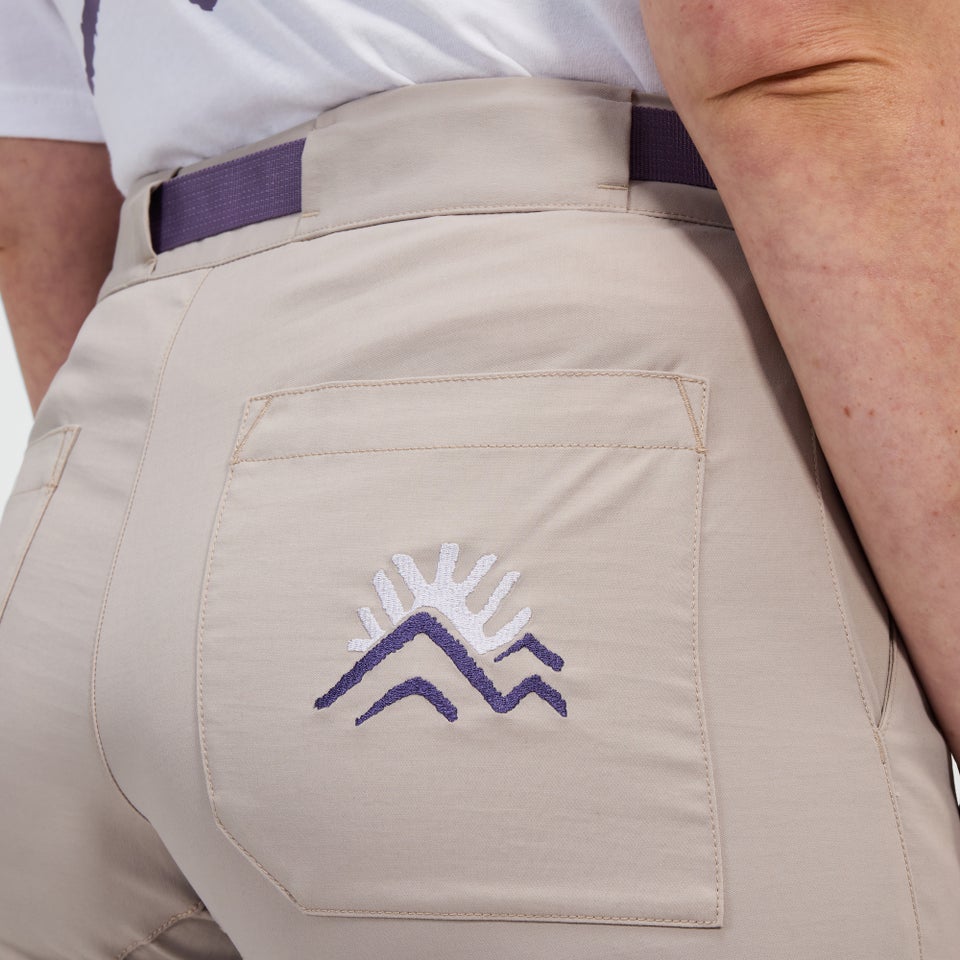 Unisex Sunned Peak Shorts - Grau