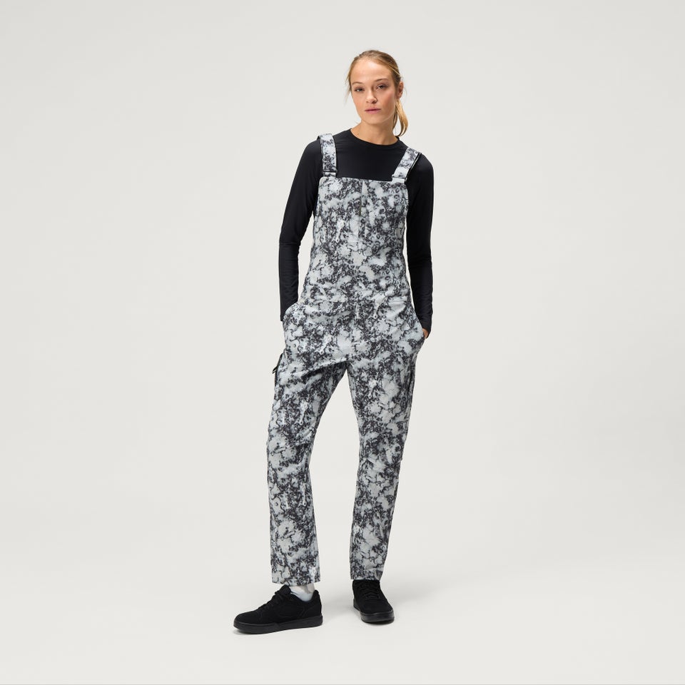Women's SulTrac Cargo Bib - Dispersed Floral
