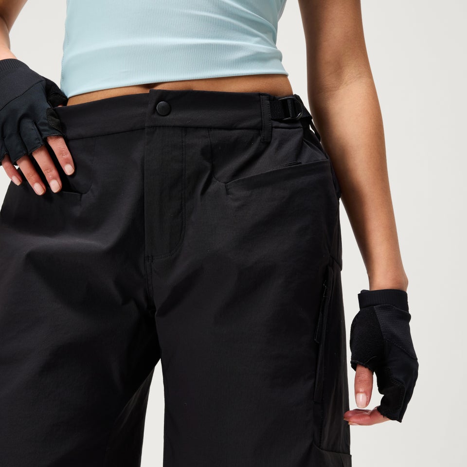 SULTRAC Adv 8" Shorts für Damen - Schwarz