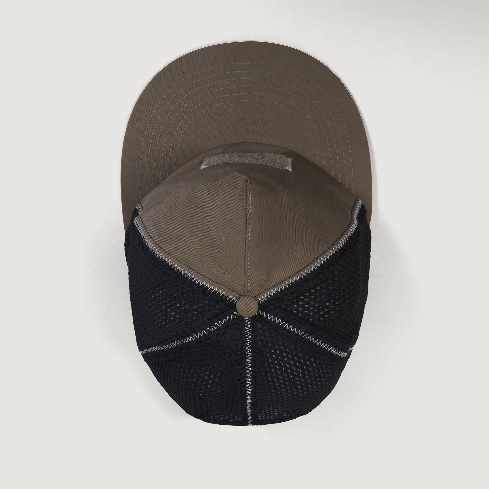 SulTrac Flat Brim Hat - Bungee Cord | Endura US