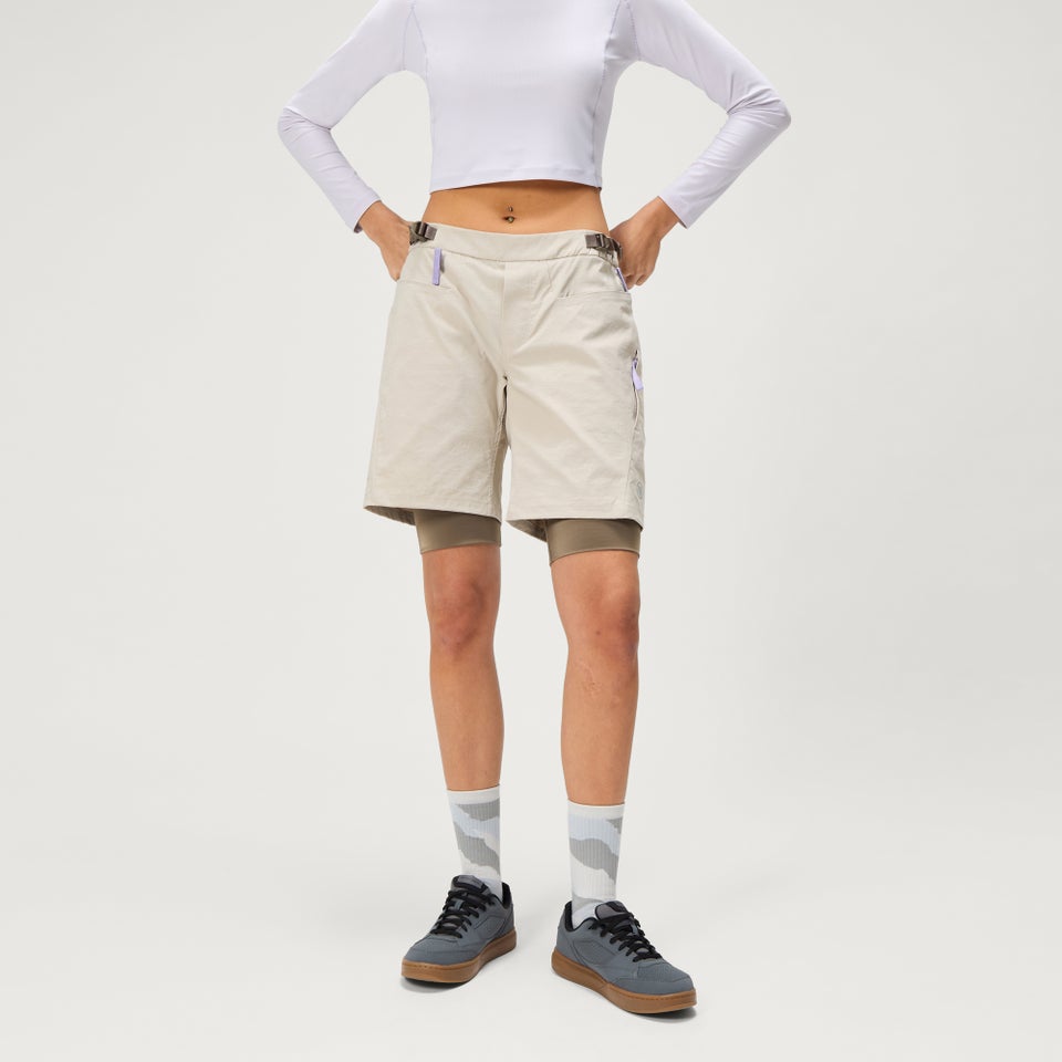 Women's SulTrac Adv 8" Shorts (With Liner) - Dove