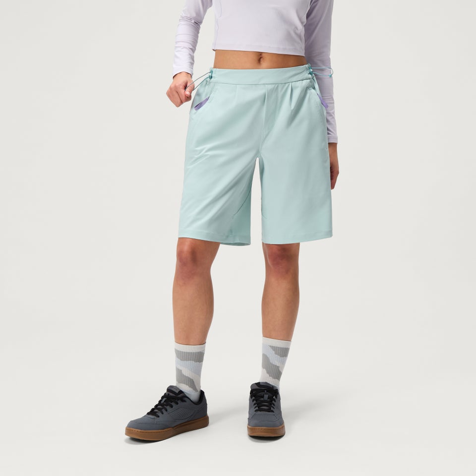 Women's SulTrac Pull On 10" Shorts - Cloud Blue