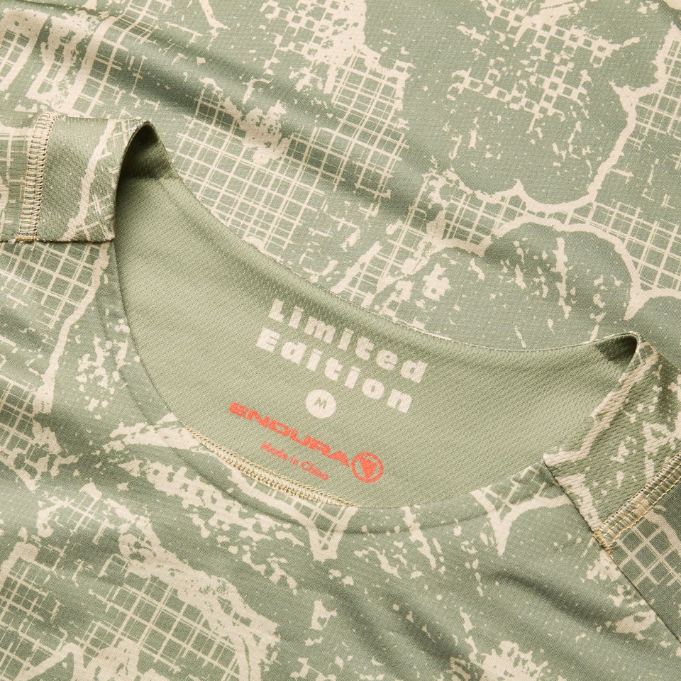 Men's Ltd Grid Floral L/S Tee - Tweed Green