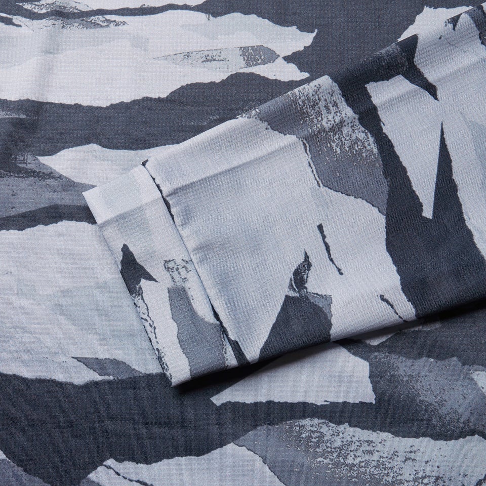 Men's Ltd Mountain Camo L/S Tee - Black