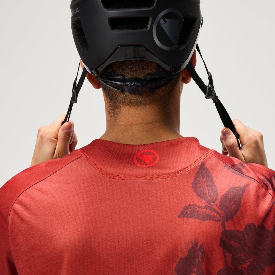 Men's Ltd Botanic Print S/S Tee - Brick