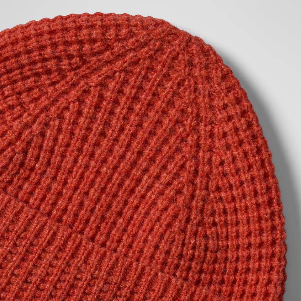 Rhynie Waffle Rib Beanie - Red