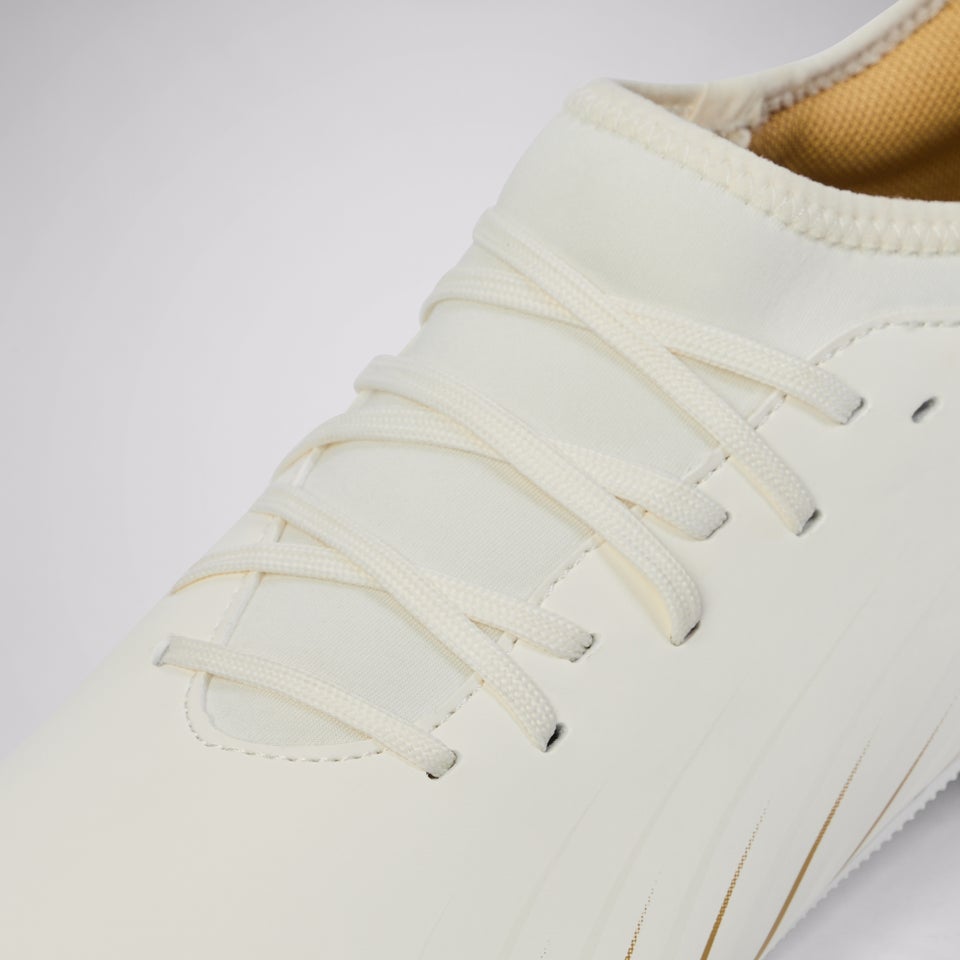 Adult Unisex CCC Speed Team Soft Ground Boot White