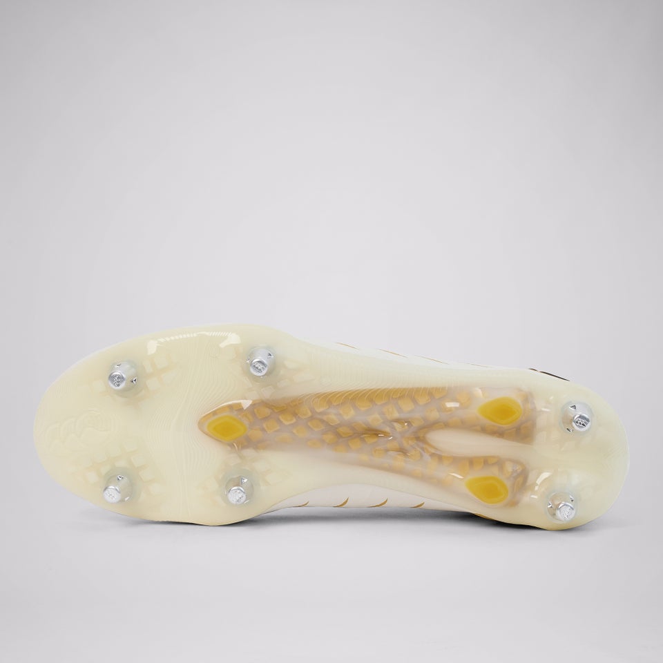 CCC PHOENIX 2.0 ELITE SOFT-GROUND BOOT