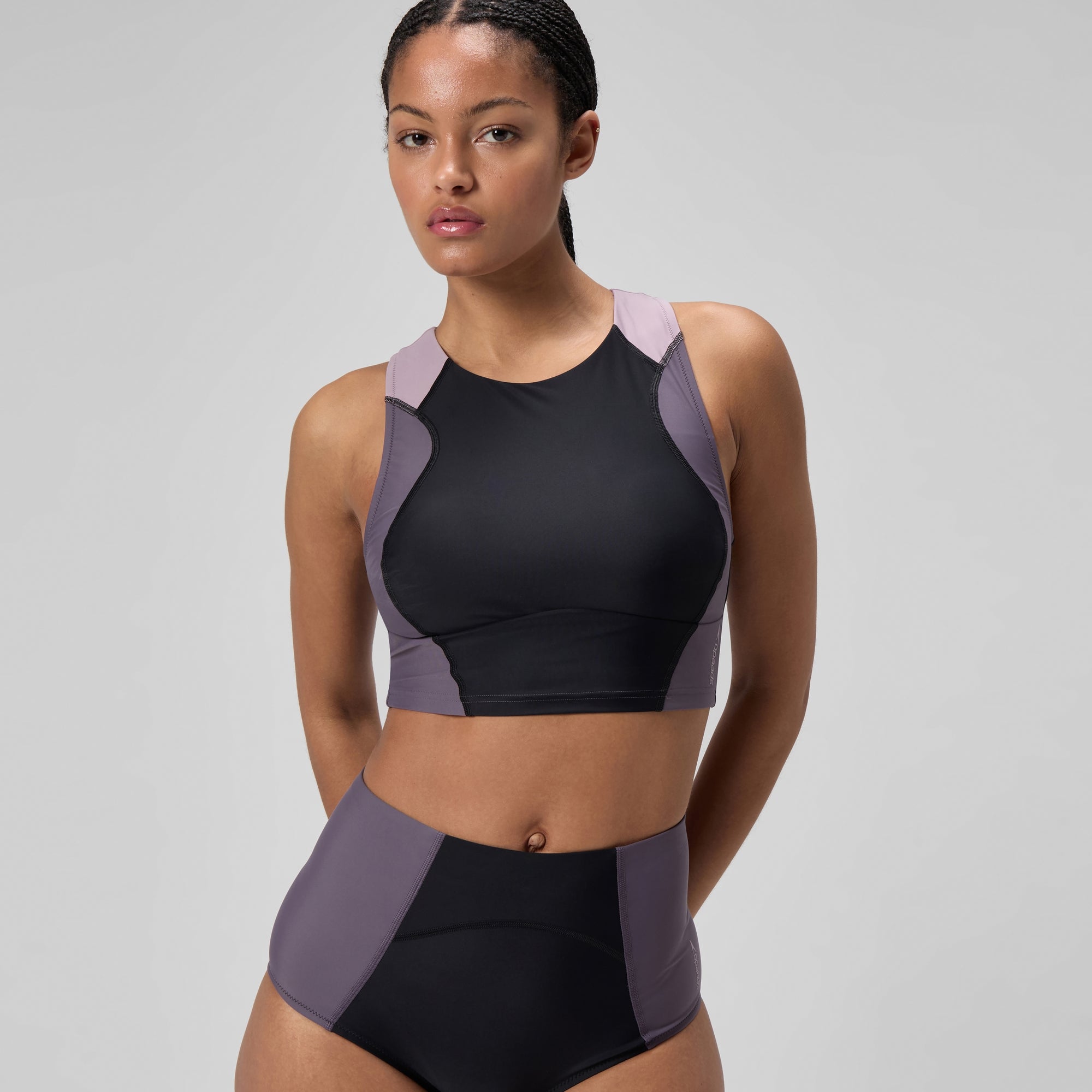 Women's Colorblock Racerback Crop Top Black/Dark Gray | Speedo USA
