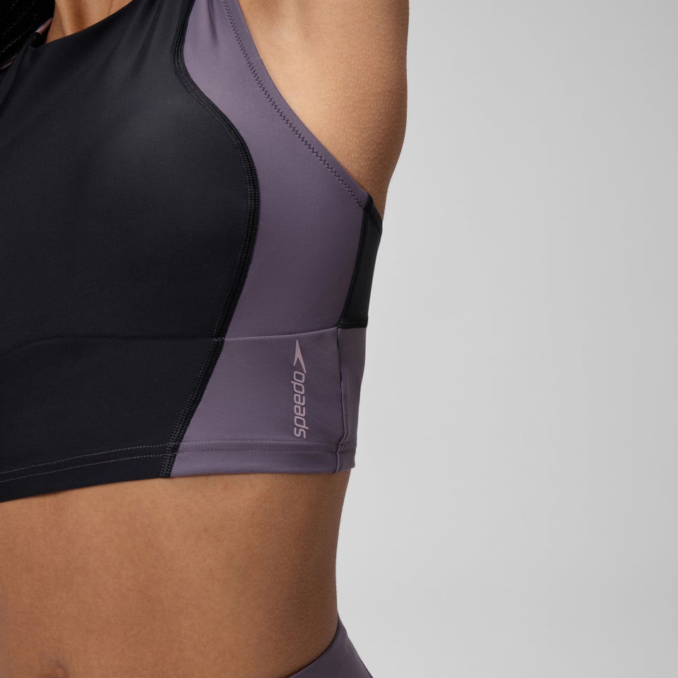 Women's Colorblock Racerback Crop Top Black/Dark Gray