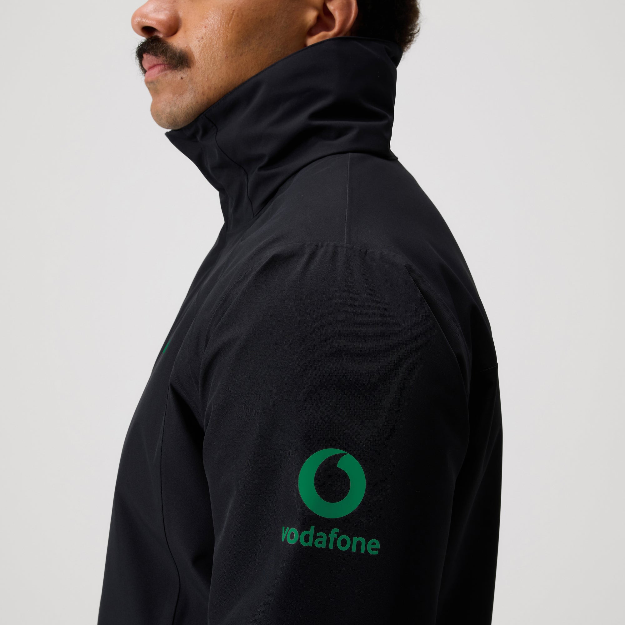 Mens Ireland Water Resistant Insulated Jacket Black | Canterbury