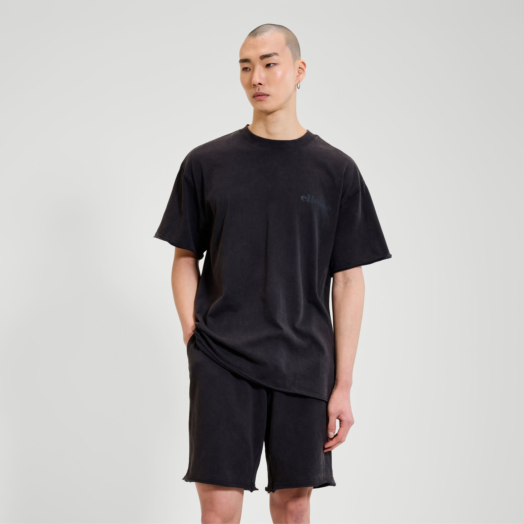 Men's Darryl Tee Washed Black | ellesse UK