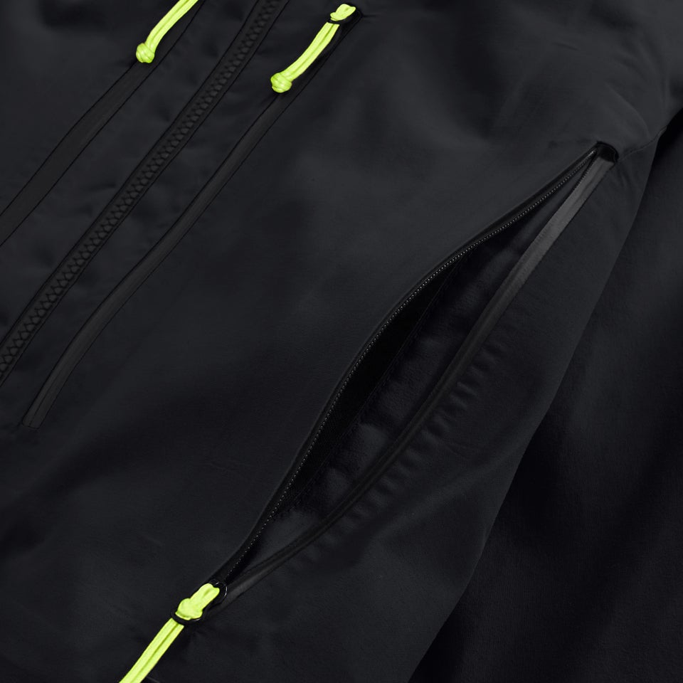 Women's Extrem Vanguard Gore-Tex Jacket - Black