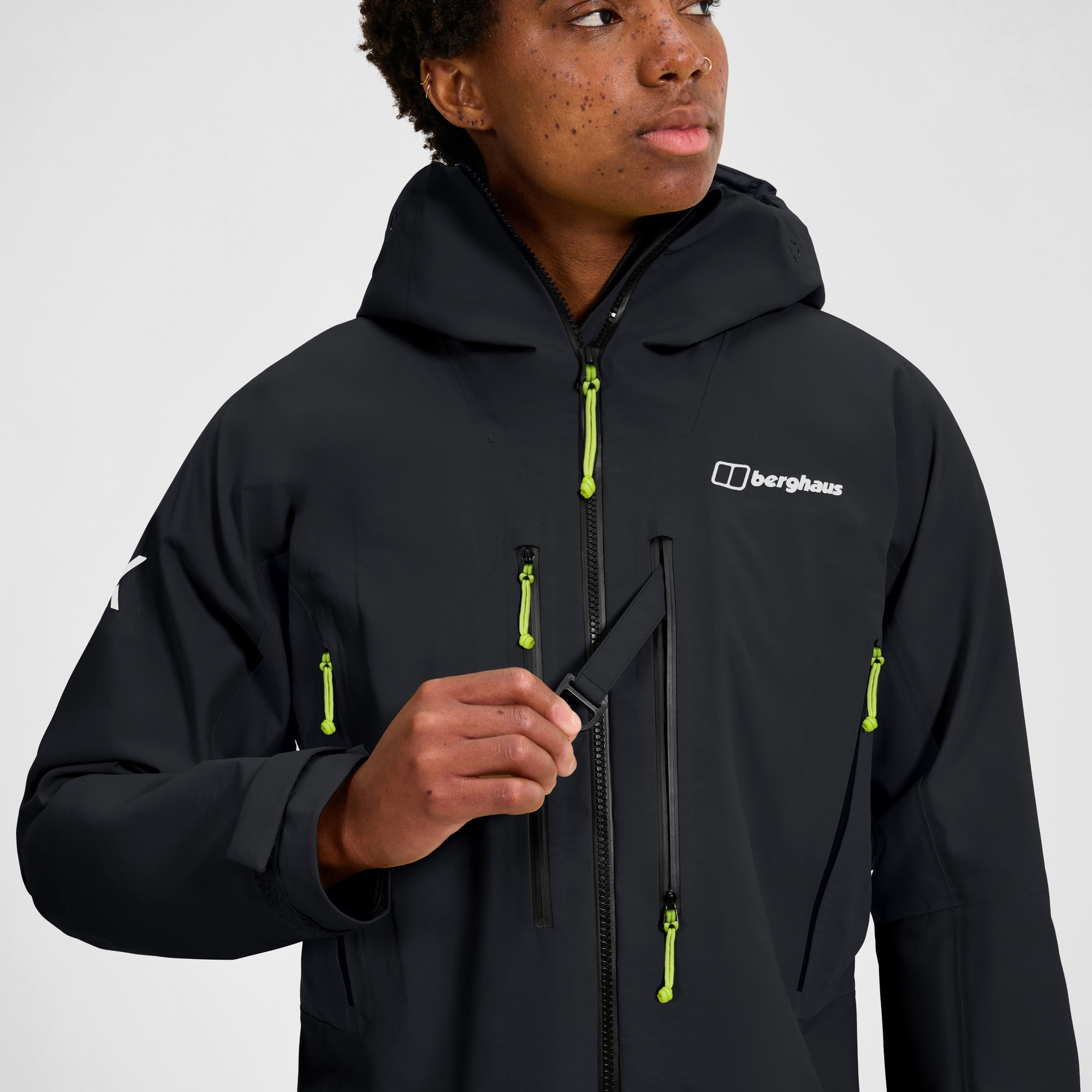 Women's Extrem Vanguard Gore-Tex Jacket - Black | Berghaus