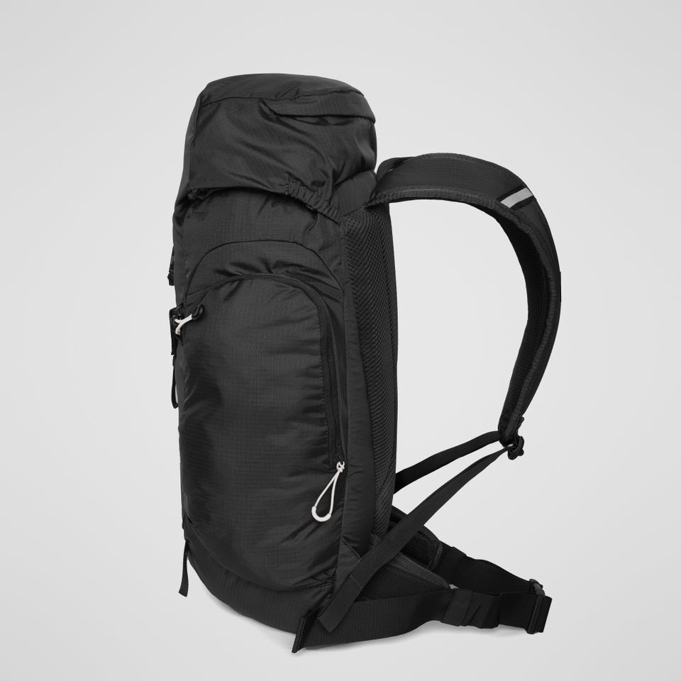 Unisex Arrow 30L Pack - Black