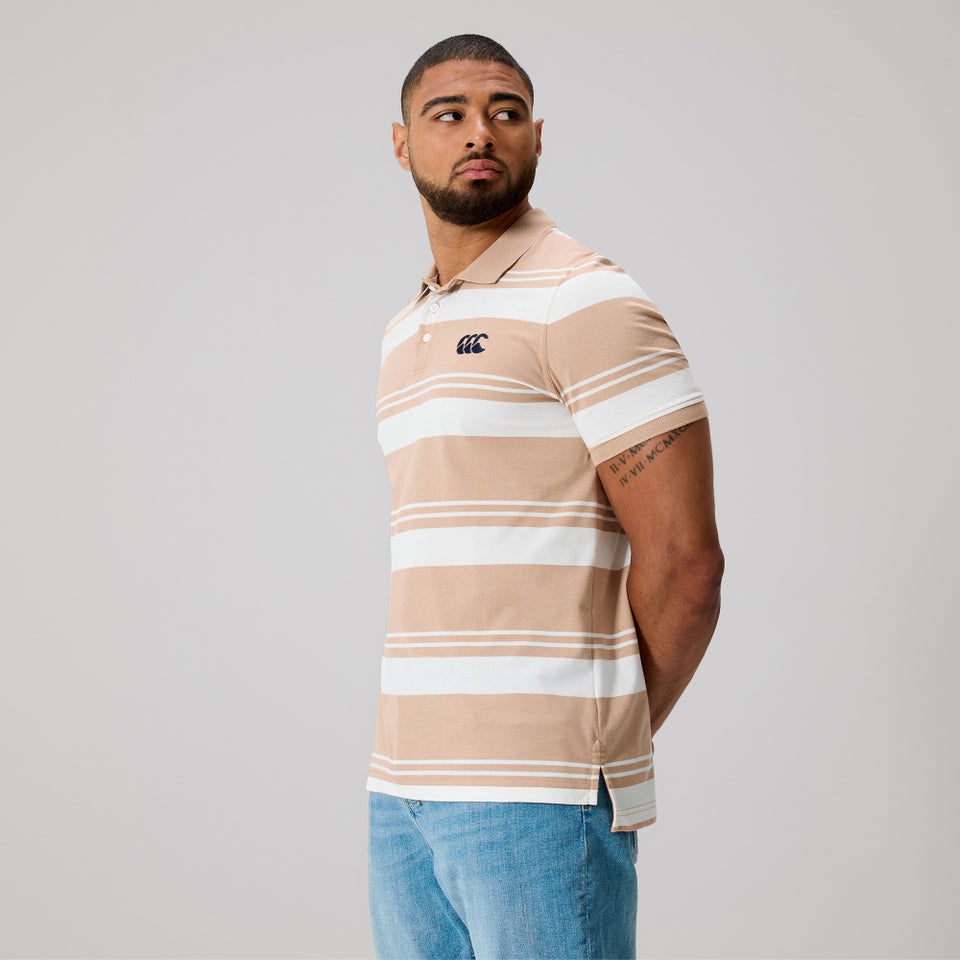 MENS FUNDAMENTALS ENGINEERED STRIPE POLO WARM TAUPE