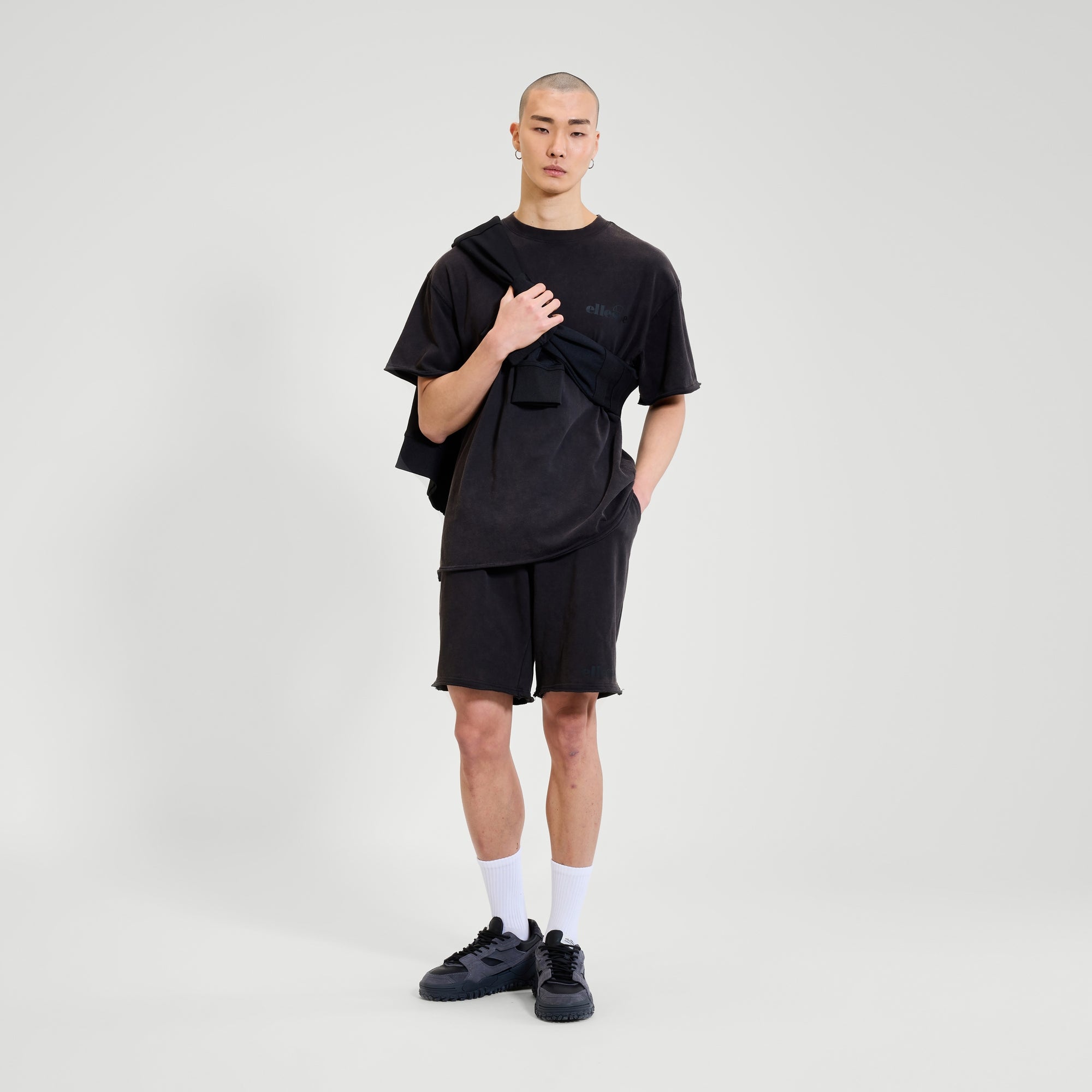 Men's Trevor Fleece short Washed Black | ellesse UK