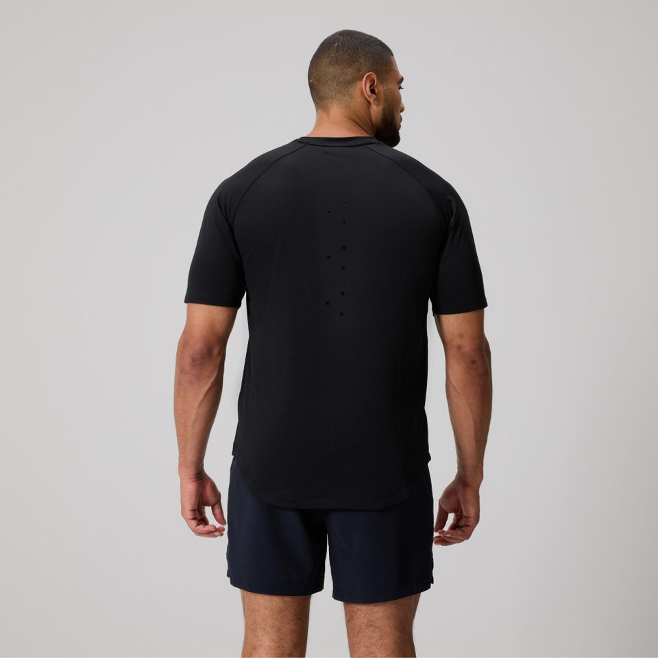 MENS EVEREST TEE BLACK