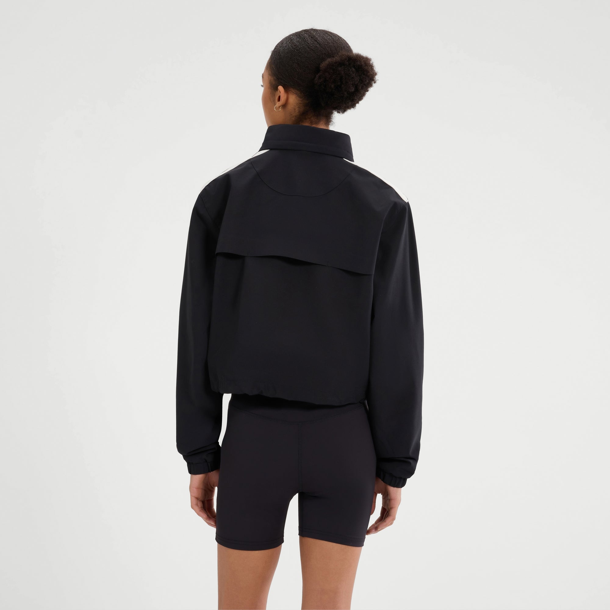 Women's Lac-Vert Overhead Jacket Black | ellesse UK