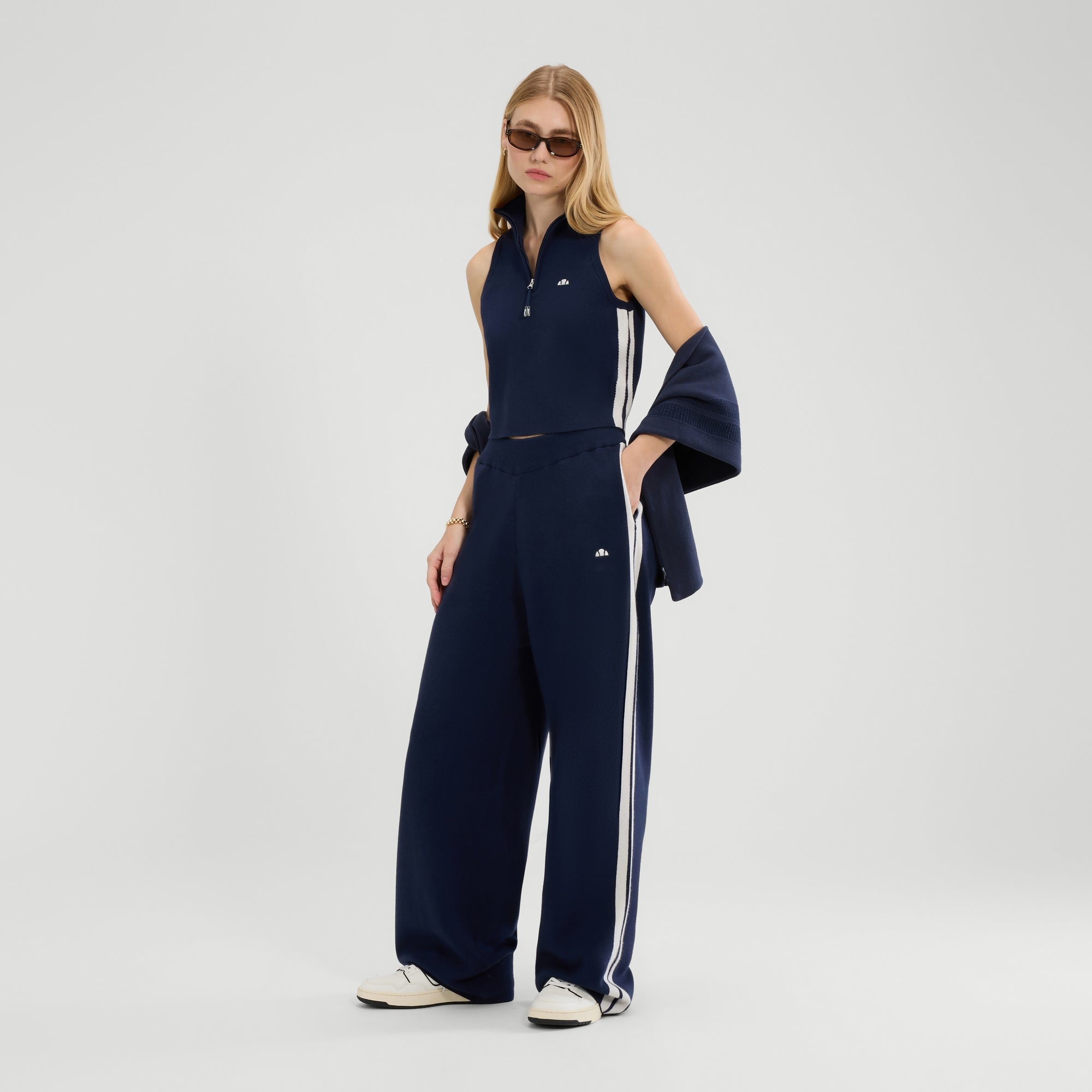 Women's Niantellos Knitted Pant Navy | ellesse UK