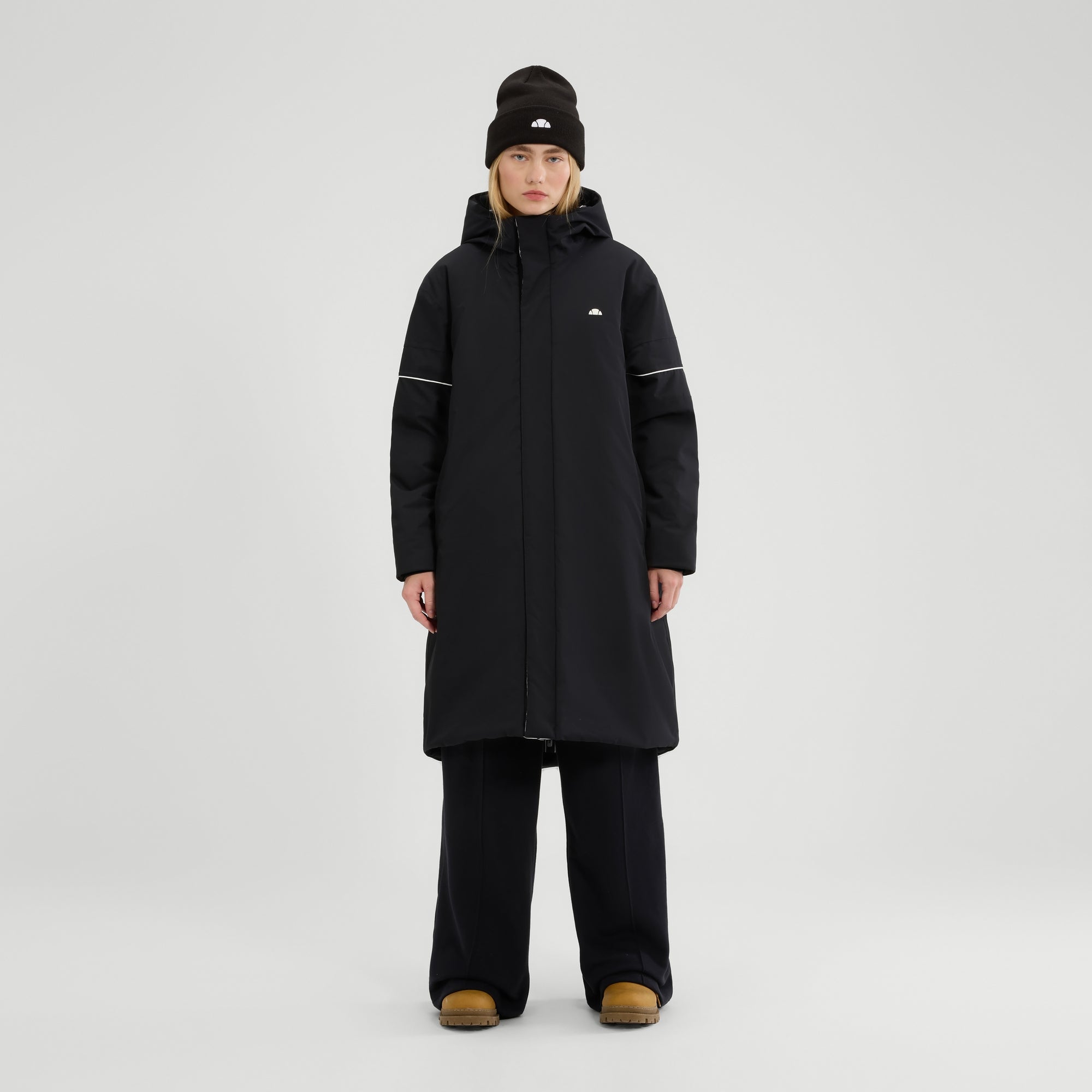 Women's Shames Padded Jacket Black | ellesse UK