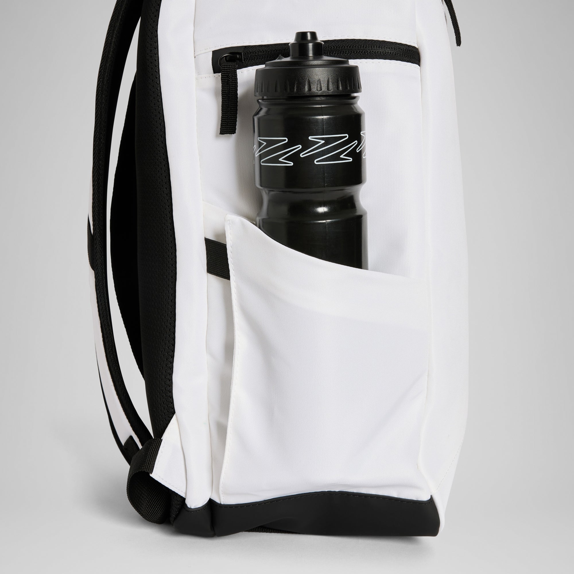 25L Flex Bag White/Black | Speedo USA