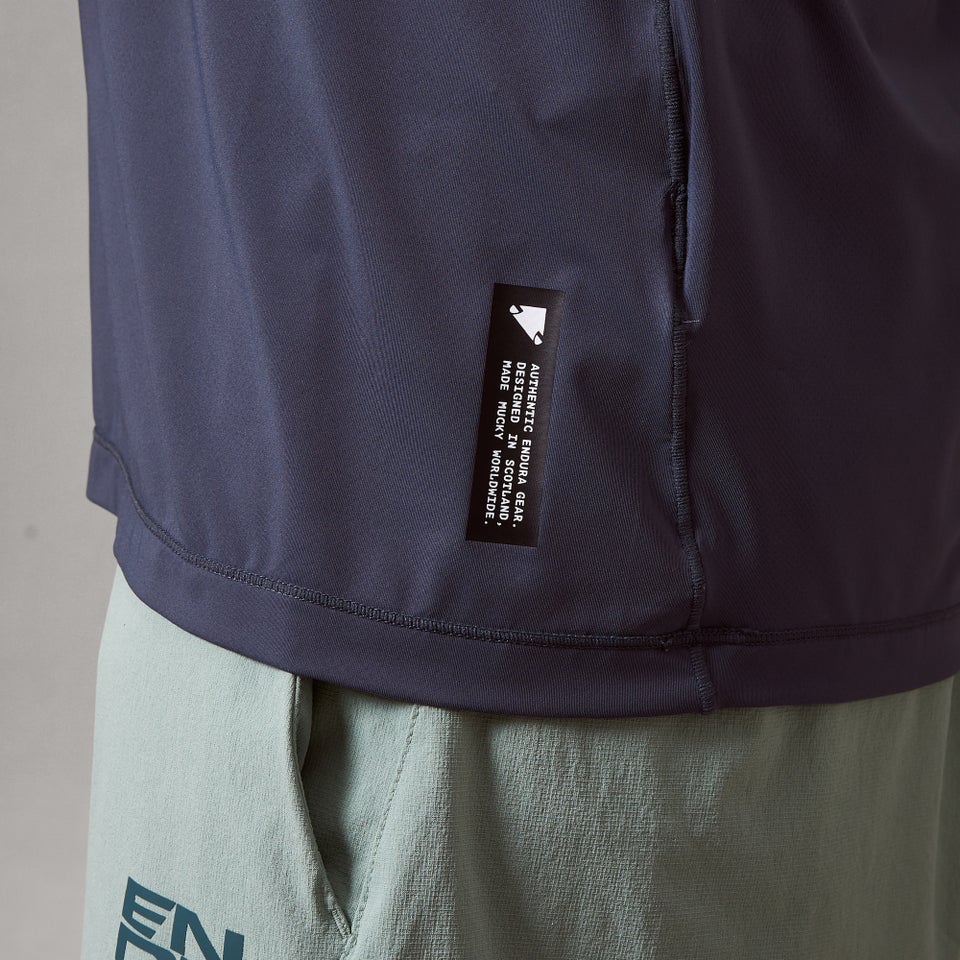 Herren AllTrack Rout L/A Tech T-Shirt - Carbon Grau