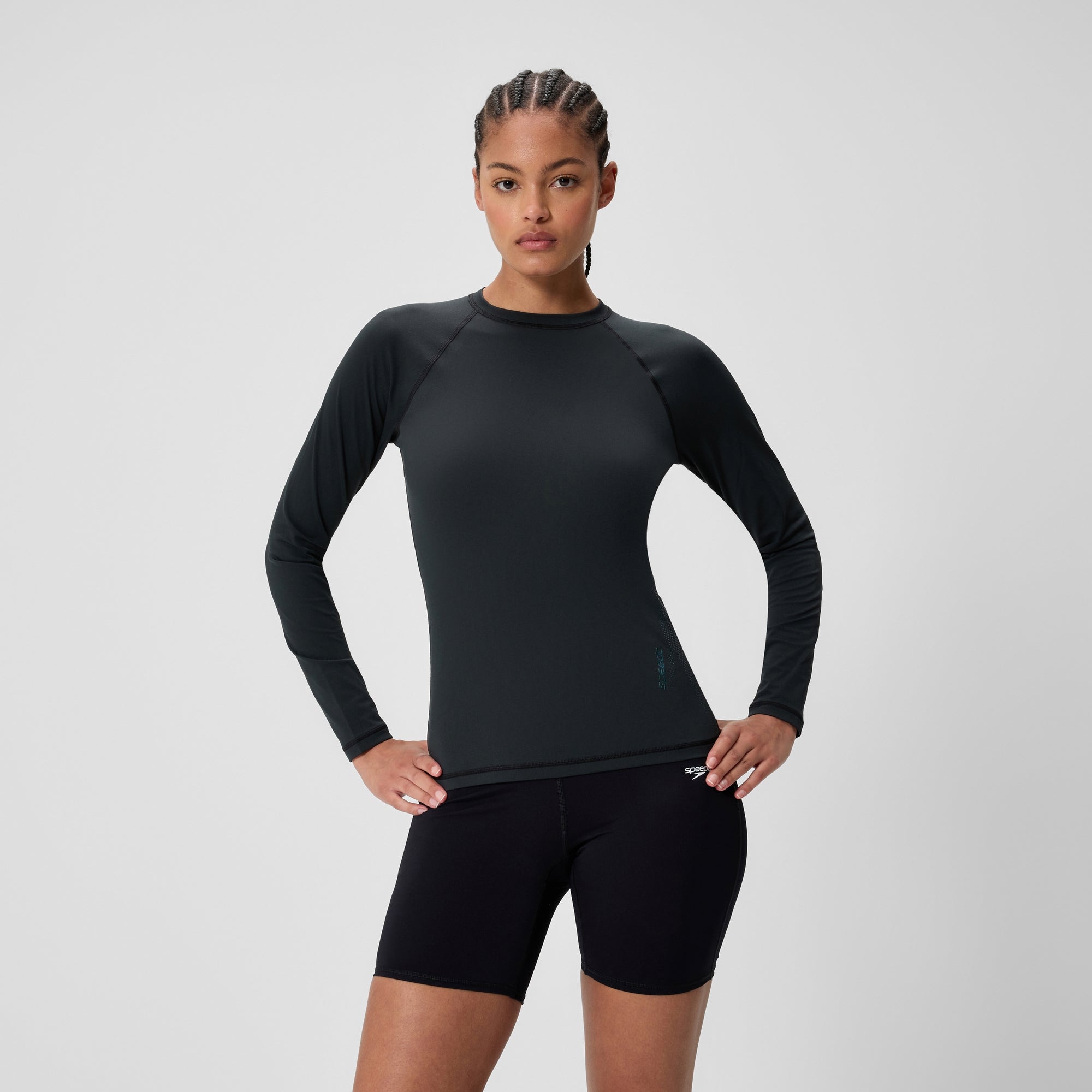 Speedo refined flare sleeve top 黒ラッシュガード Women's Boom Solid Long Sleeve Rashguard Black | Speedo USA