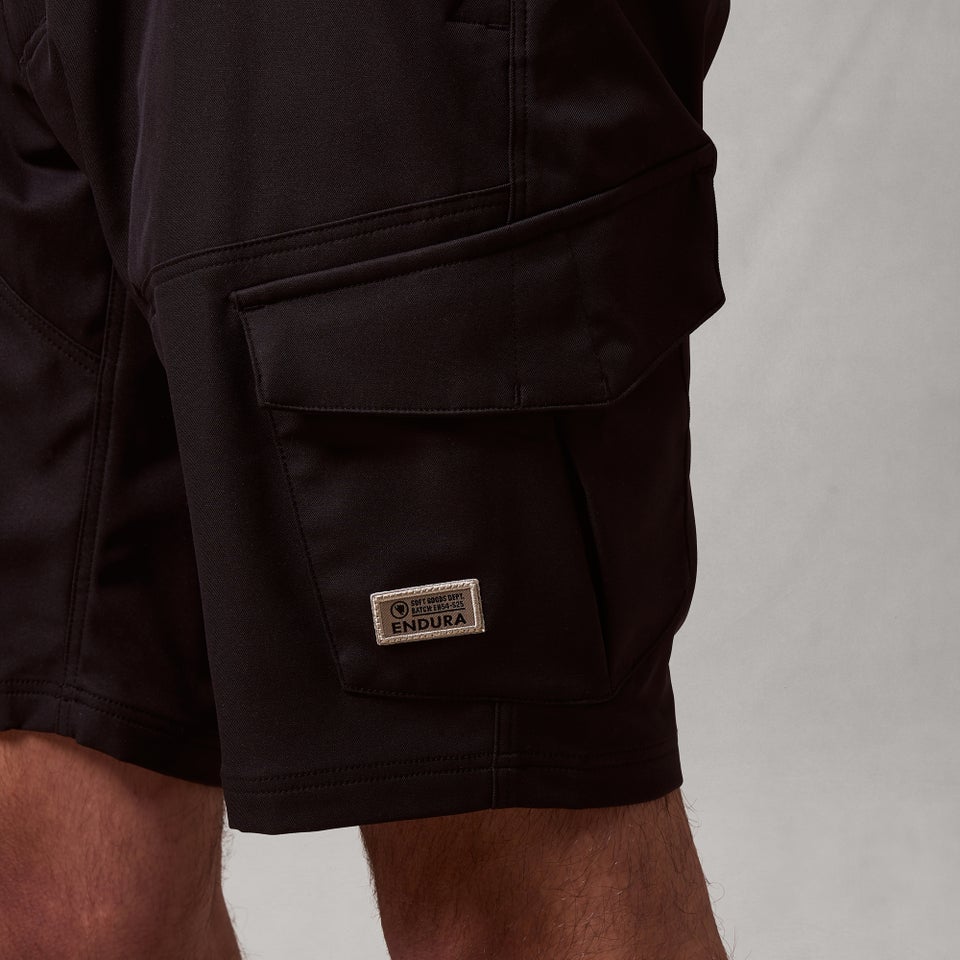 Herren Loop Cargo Shorts - Schwarz