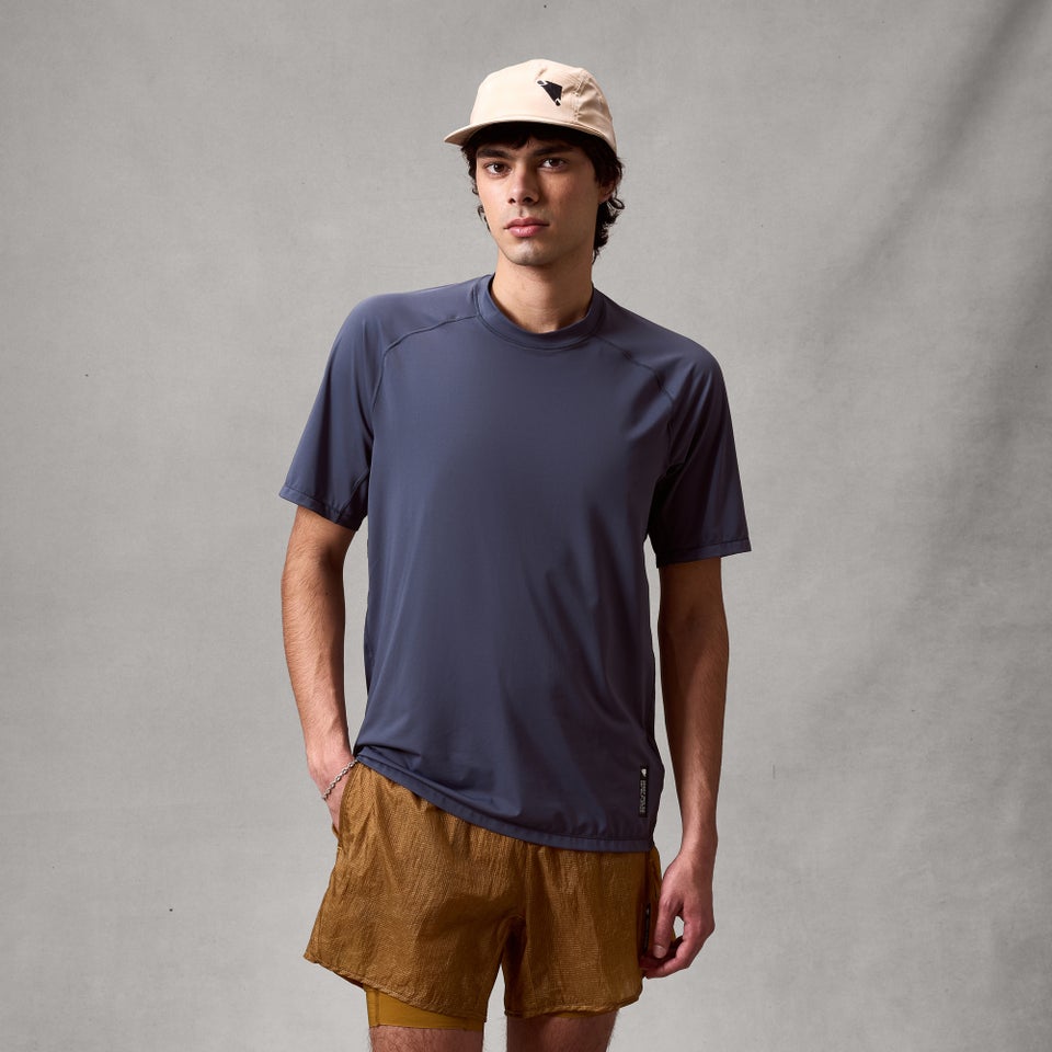 Herren AllTrack Rout K/A Tech T-Shirt - Carbon Grau