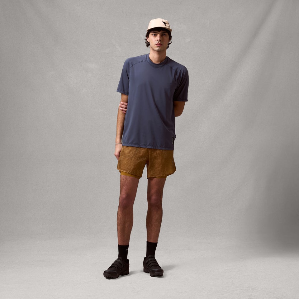 Herren AllTrack Rout K/A Tech T-Shirt - Carbon Grau