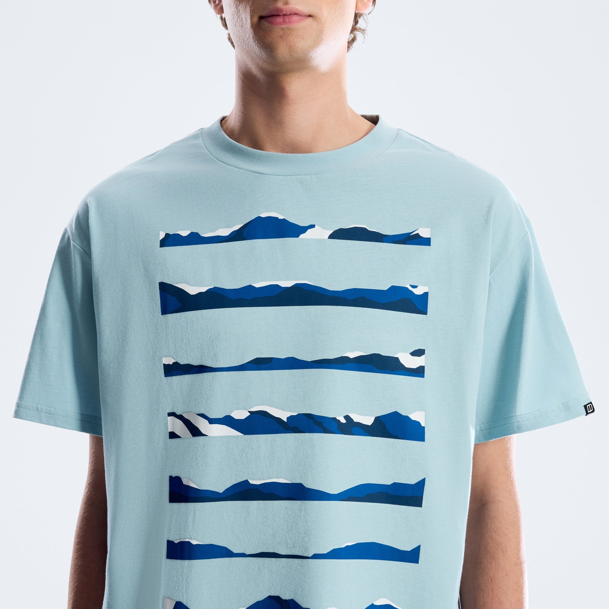 Geo Landscape Tee für Herren - HellBlau