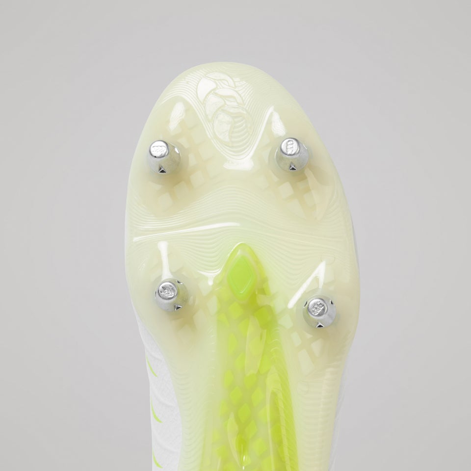 CCC PHOENIX 2.0 ELITE SOFT-GROUND BOOT WHITE