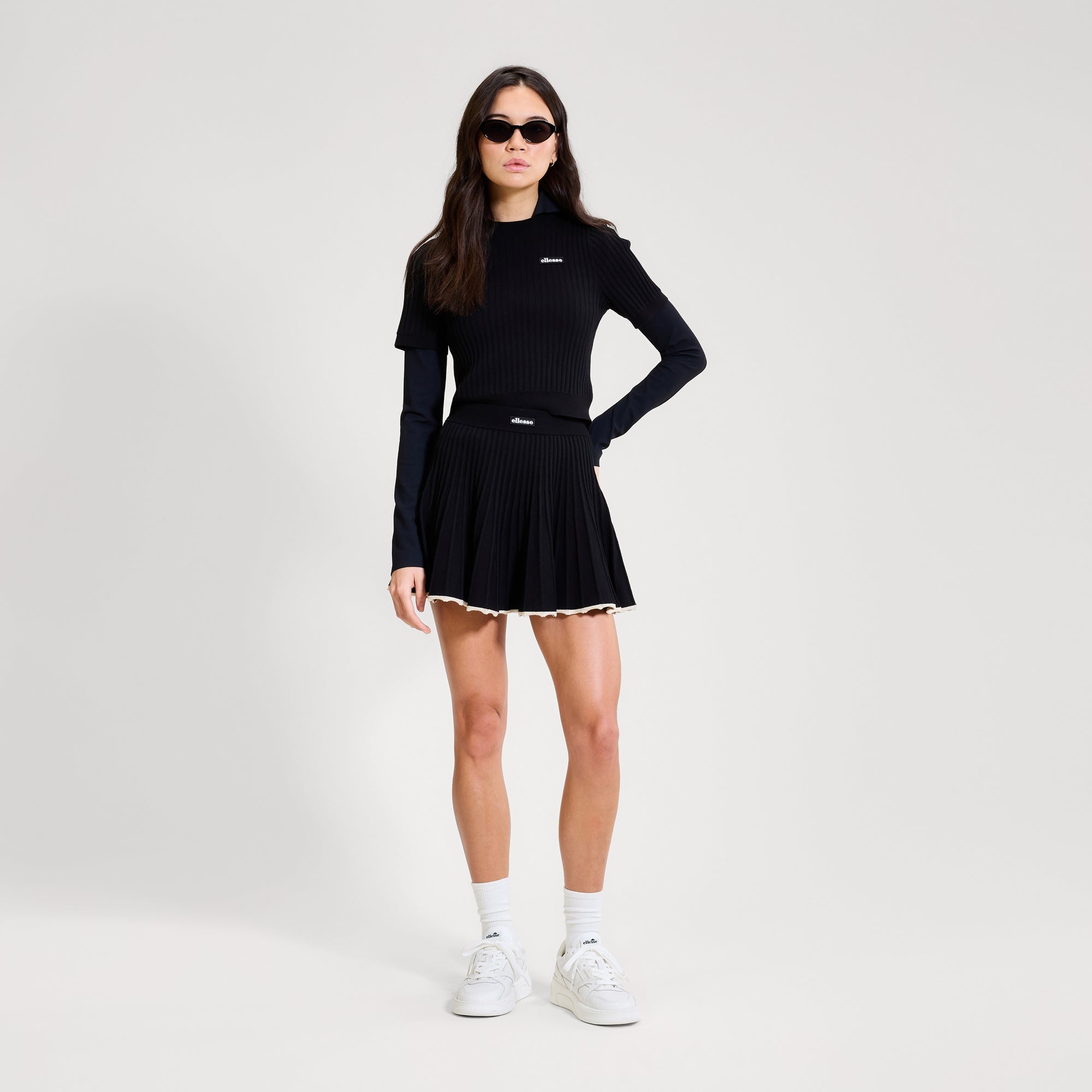 Women's Court Skirt Black | ellesse UK