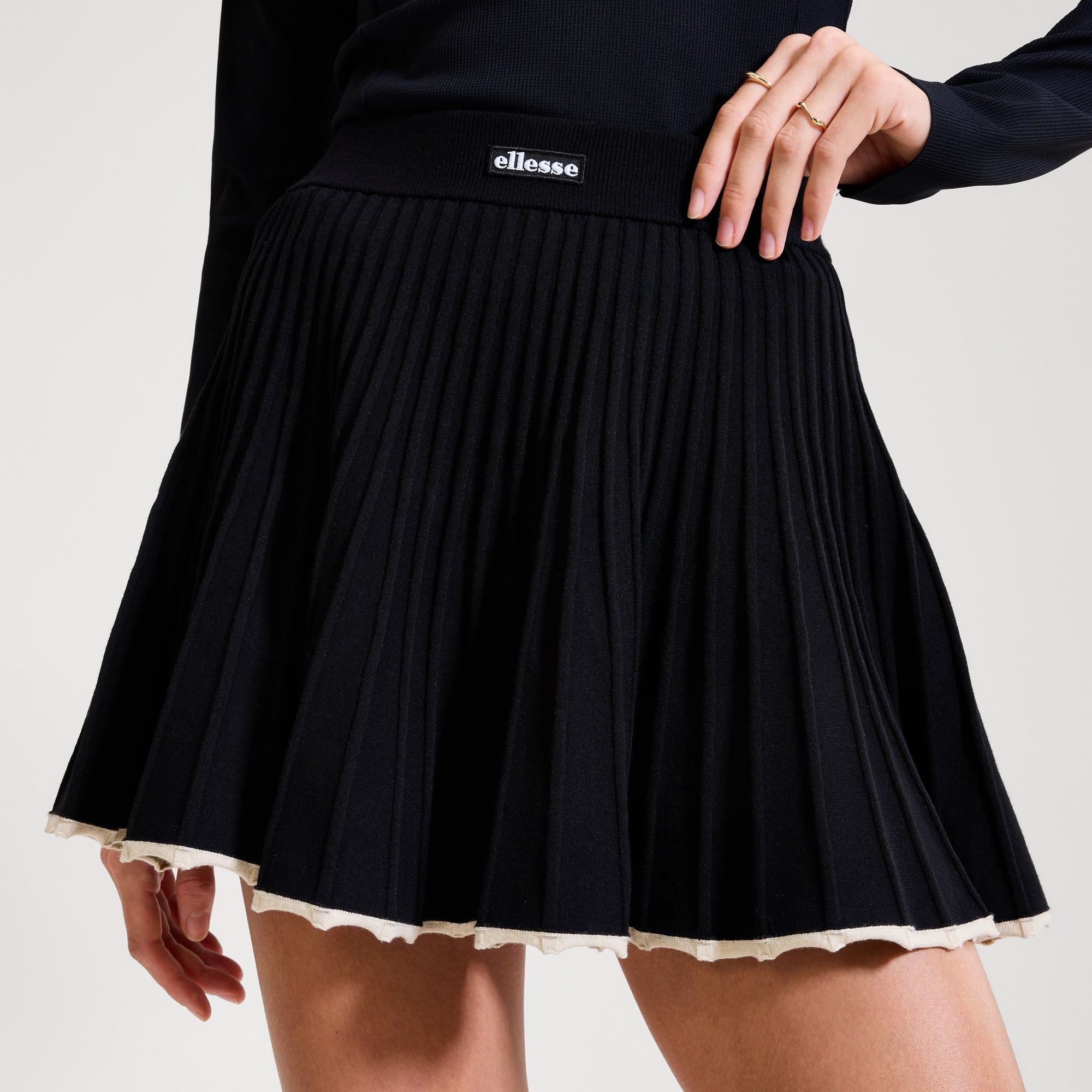 ellesse スカート Women's Court Skirt Black | ellesse UK