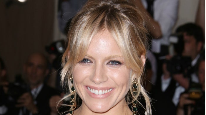 Sienna-Miller-2-1200-x-672_1200x672_acf_cropped