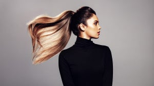Pre-champú: qué es eso y cómo puede transformar tu cabello