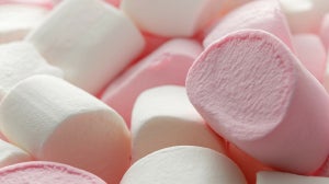 Harry Potter Fans Rejoice! Butterbeer Marshmallows Exist And We Need Them Now!