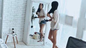 Bad Beauty Habits The Experts Wish You’d Quit
