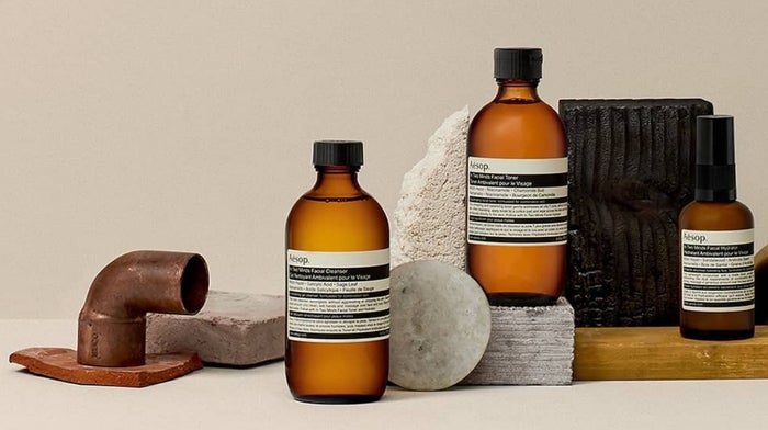 Aesop in two minds range